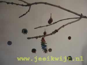 herfst knutsel denneappels schilderen