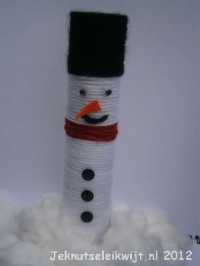 winterknutsel sneeuwpop van keukenrol