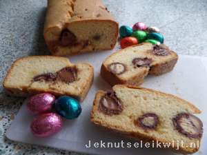 Cake met paaseitjes