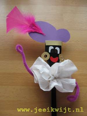 Sinterklaasknutsel zwarte piet van een pollepel