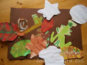 herfstknutsel beestjes onder blaadjes