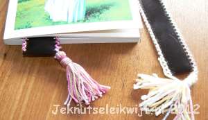 boekenlegger knutselen van foto negatief